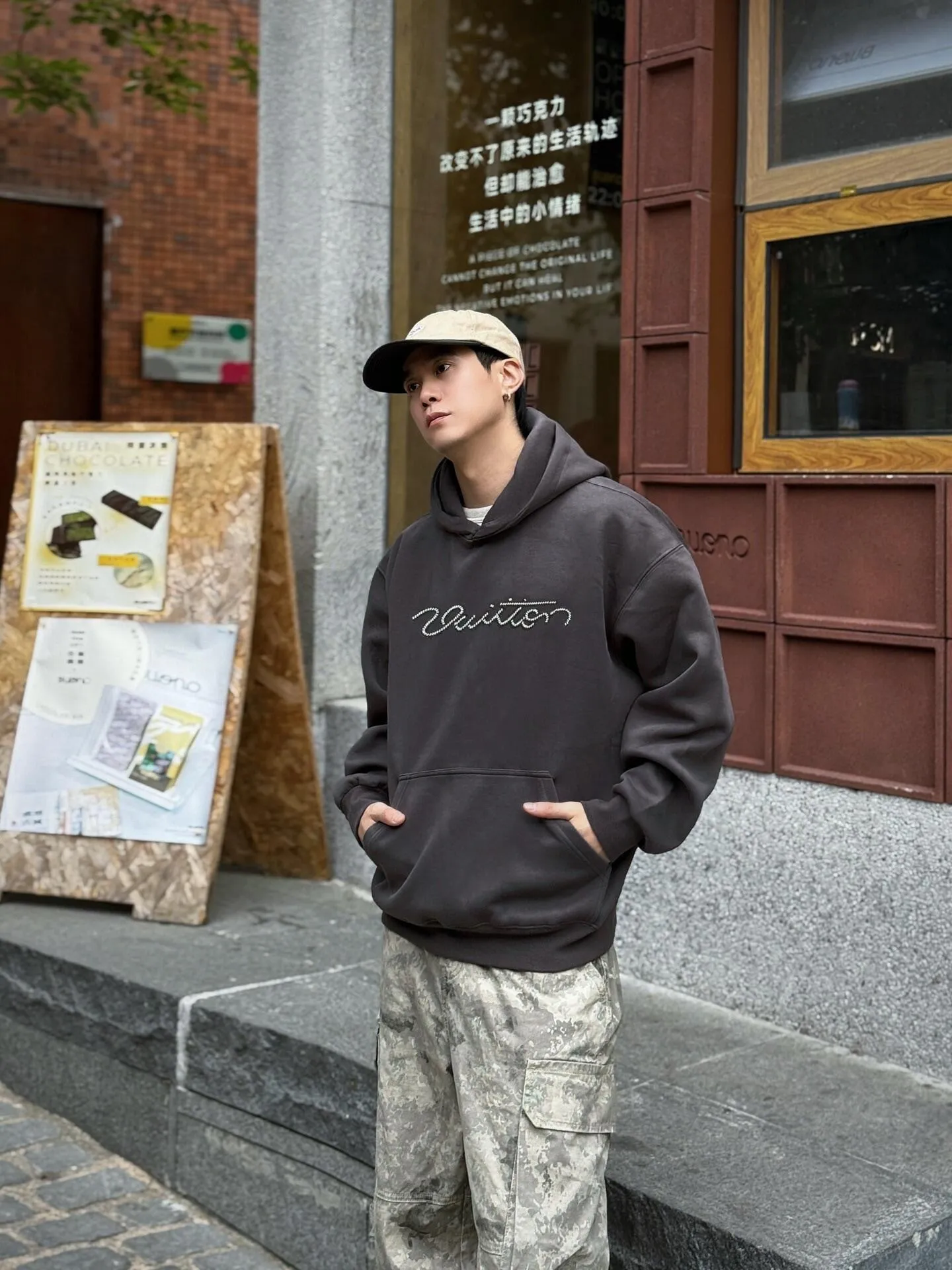 Louis Vuitton/Louis Vuitton beaded embroidered hooded sweatshirt